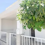 Walking Distance From Nissi Ave. Superb Location!